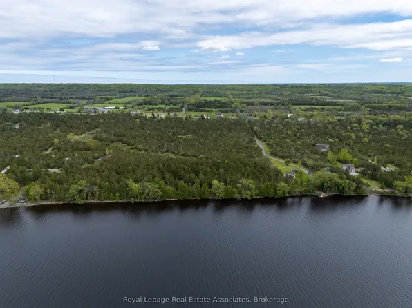 2523 County Road 15, Prince Edward County, ON K0K 2T0