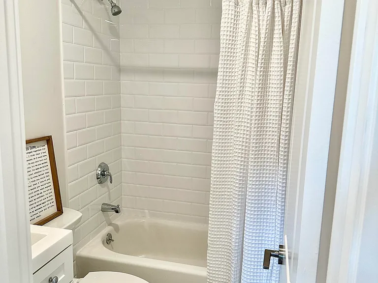 129 Satterlee St #1 — Photo 8