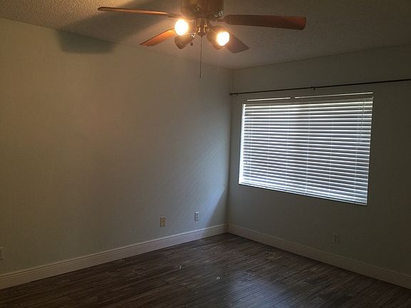 2nd image of 2708 Sand Hollow Ct