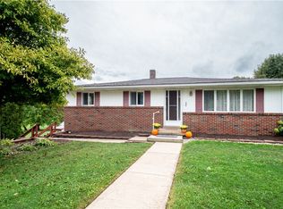 206 Headland Rd, Butler, PA 16002