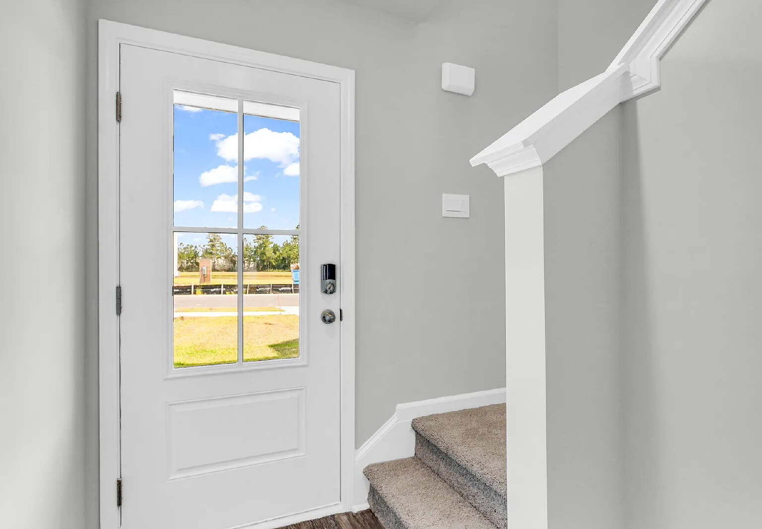 3 bed, 2.5 bath, 1418 sqft, $2,100 — Photo 3