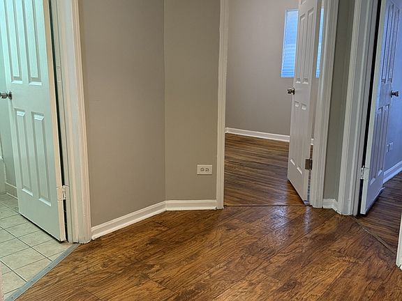 2nd image of 6630 S Vernon Ave APT 3N
