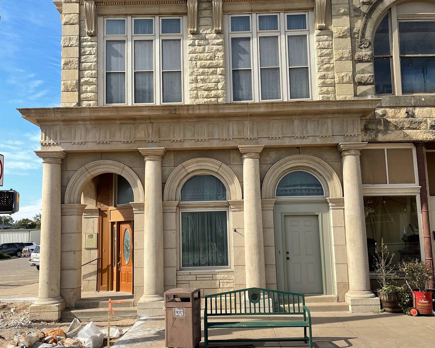 101 N Main St, Newkirk, OK 74647 Zillow