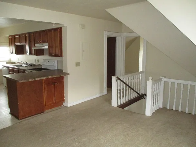 301 N Pinckney St — Photo 5