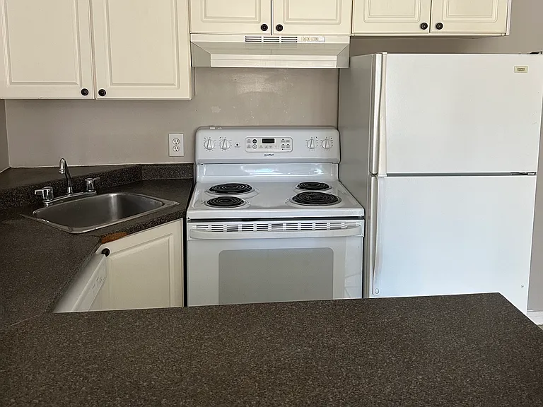 11025 Jasper Ave NW #114 — Photo 6