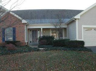 650 Princeton Gate Dr, Chesterfield, MO 63017