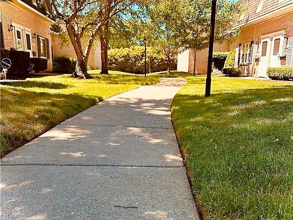 2nd image of 3810 Circlewood Ct