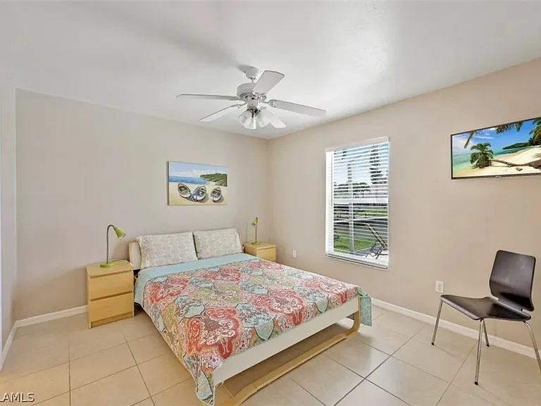 4022 SW 12th Pl — Photo 11