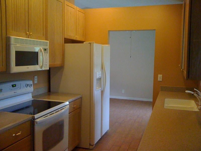 2nd image of 14542 69th St N