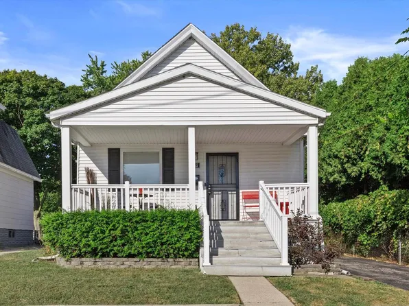 6622 11th AVENUE, Kenosha, WI 53143