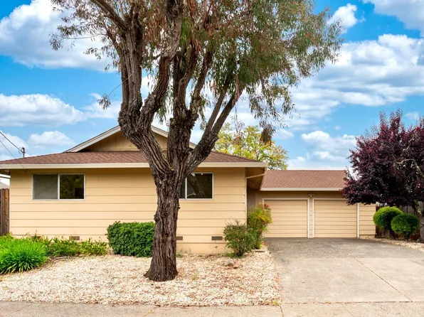 2627 Compadre Drive, Santa Rosa, CA 95405