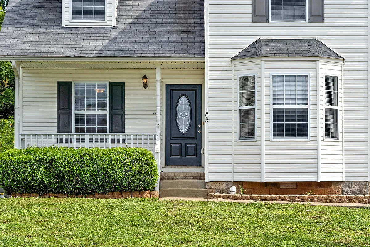 Building Photo - 105 Fallow Ln