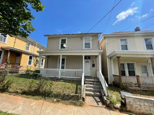 804 Wise St Photo 1