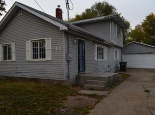 2430 Lyon St, Des Moines, IA 50317