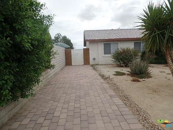 2nd image of 68145 Calle Cerrito