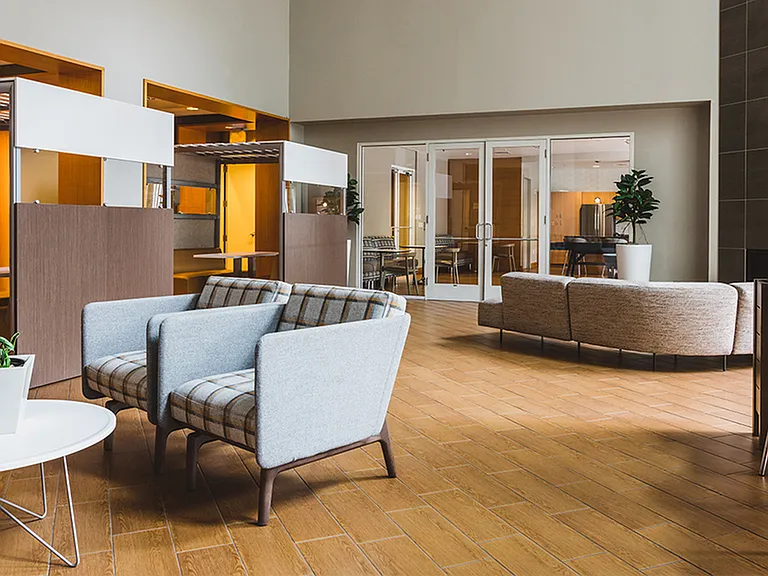Semi-private cubicles for working or catching up with friends