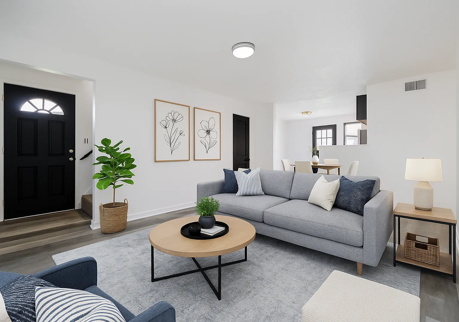 4 Bedroom Townhome Available! — Photo 1