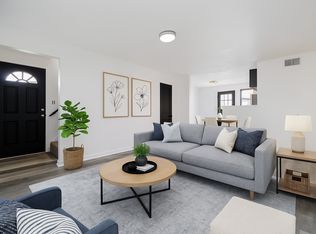 1 Midland Heights Cir E, Midland, PA 15059