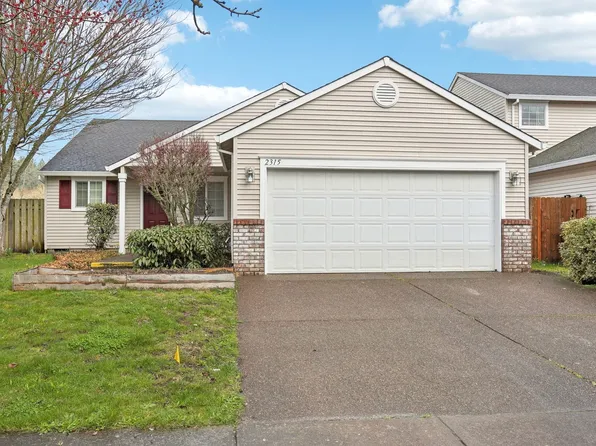 2315 SW Hannah Cir, McMinnville, OR
