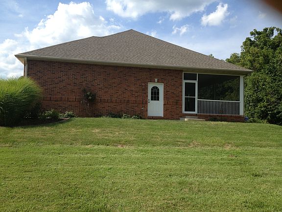 Side view with screen porch
