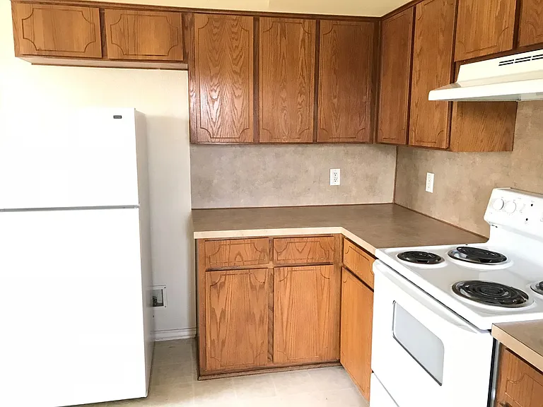 1905 Monte Carlo Ln — Photo 4