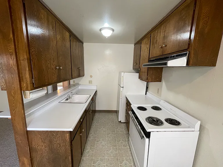 1622 Milvia St #3 — Photo 3