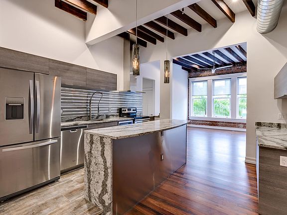 3rd image of 2278 1st St APT 201