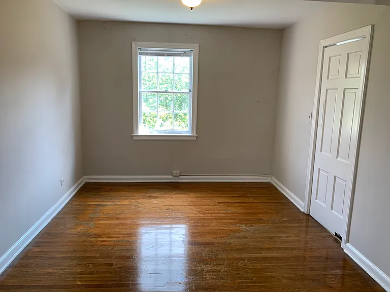 2848 Thornhill Rd — Photo 37