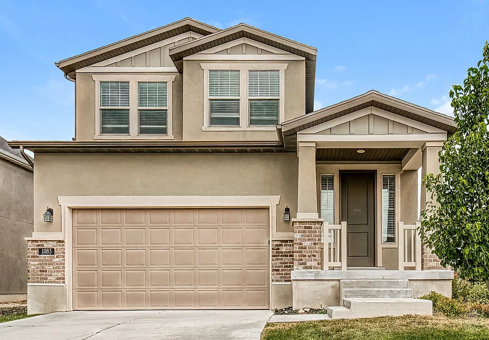 1083 W Osprey Dr