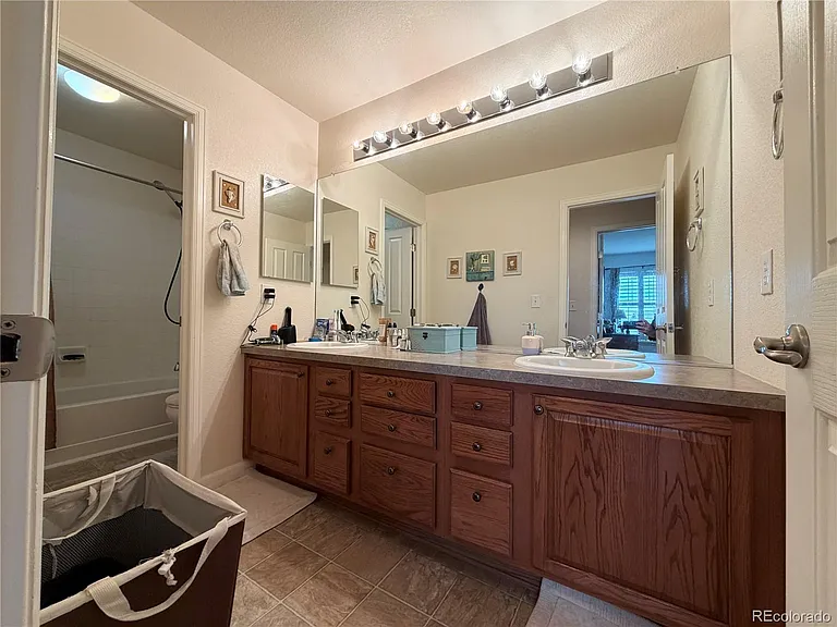 6934 S Fultondale Cir — Photo 19