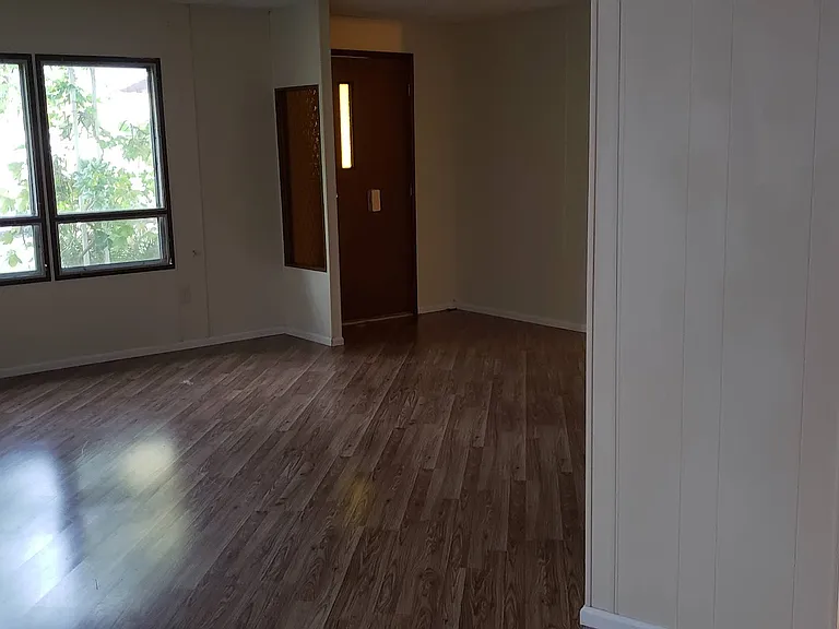 Bellwood Dr NE — Photo 8