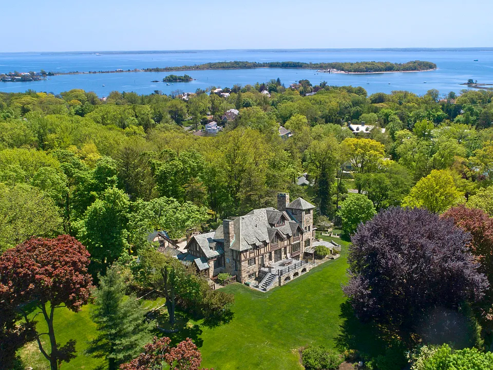 47 Carriglea Dr