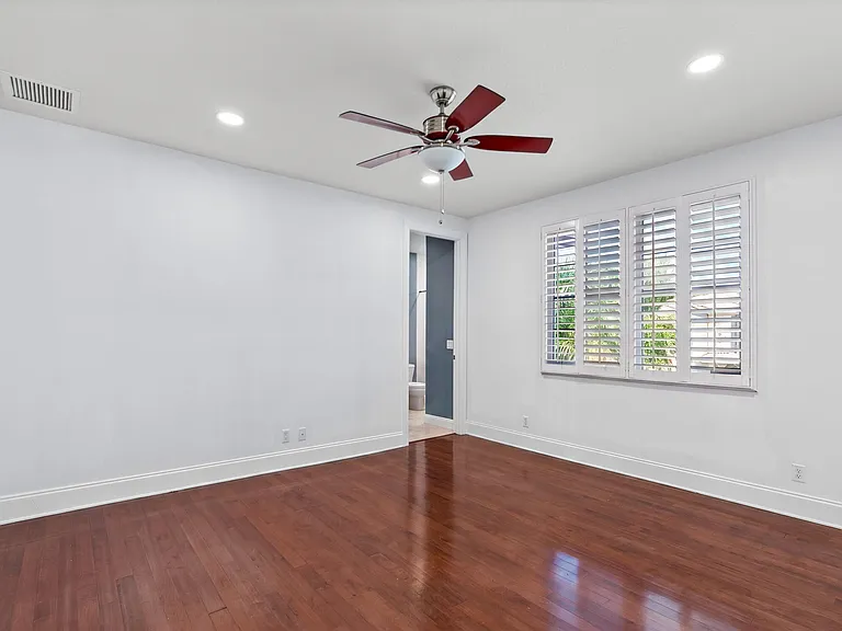 17550 Circle Pond Ct — Photo 49