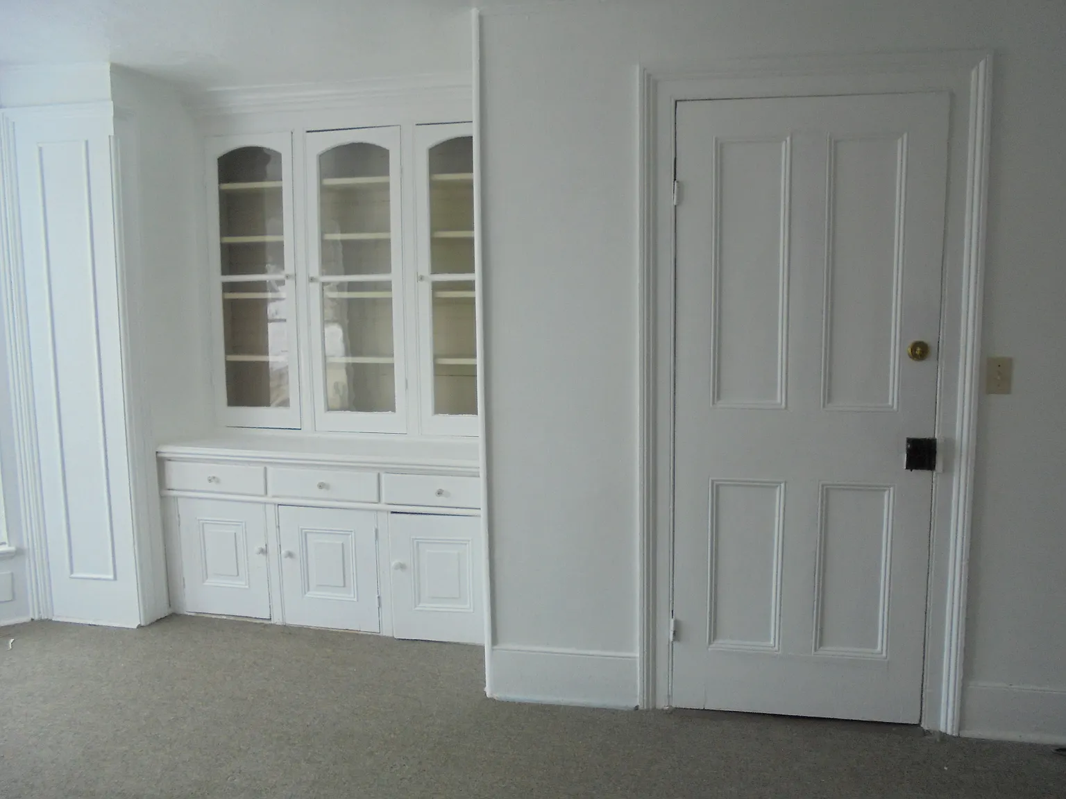 2 bed, 1400 sqft, $1,000 — Photo 4