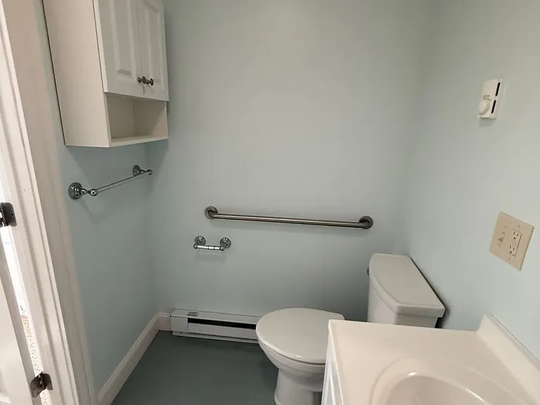 83 Curtis Ave #4 — Photo 4