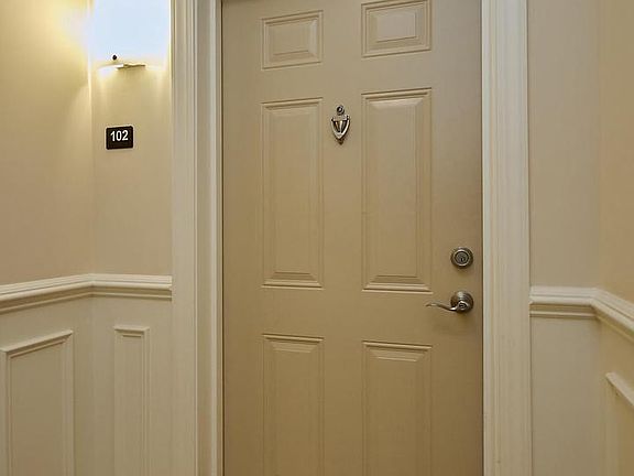 3rd image of 15100 Heather Mill Ln APT 102