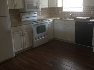 5621 SW 22nd Park APT C, Topeka, KS 66614