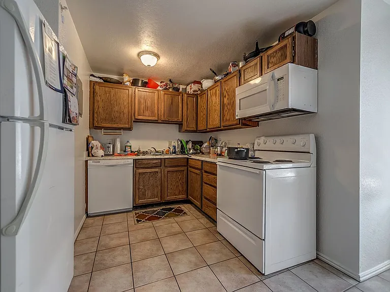 724 W 1720 N #204 — Photo 3