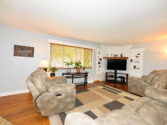 3rd image of 1229 Moonkist Ct