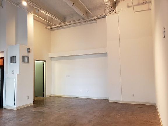 3rd image of 409 W Olympic Blvd #306