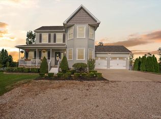 230 Mayer Rd, Smiths Creek, MI 48074