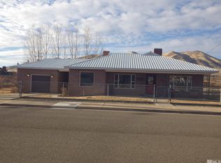 304 1st St, Winnemucca, NV 89445