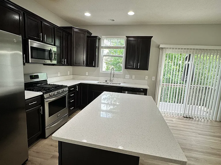 328 Lemery Dr — Photo 10