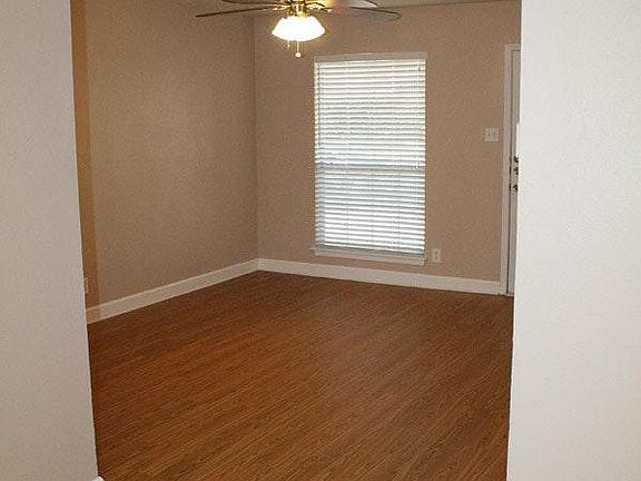 Living Room with breand new flooring