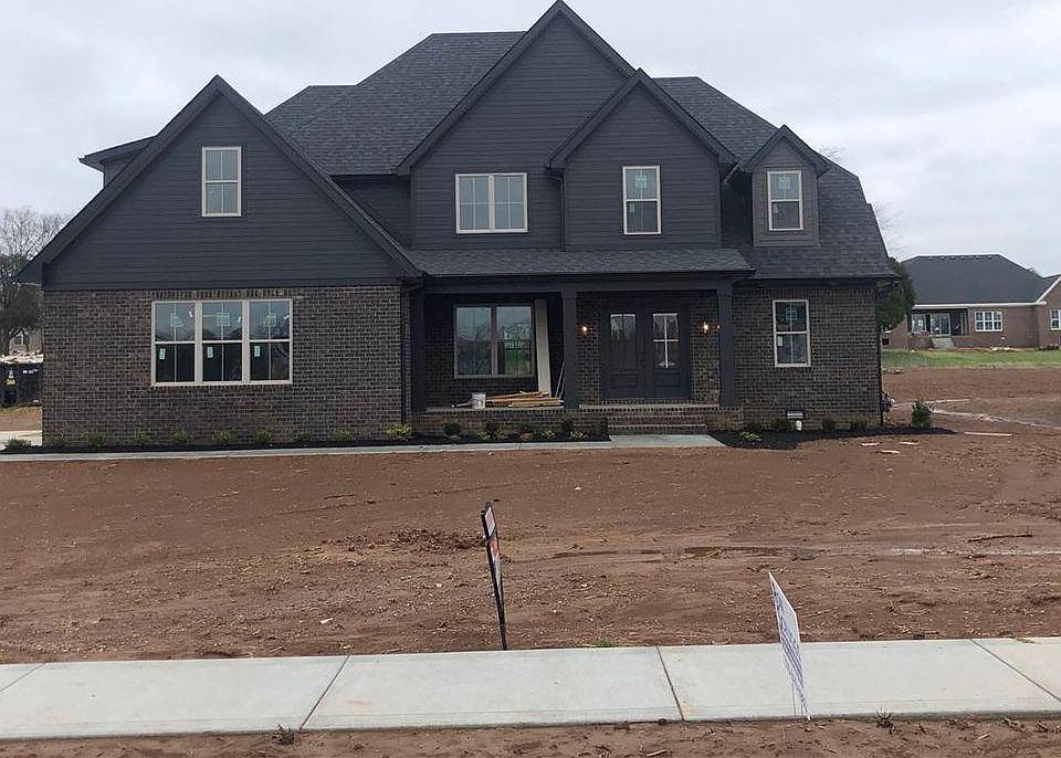1st image of 744 Elkhorn Peak Dr
