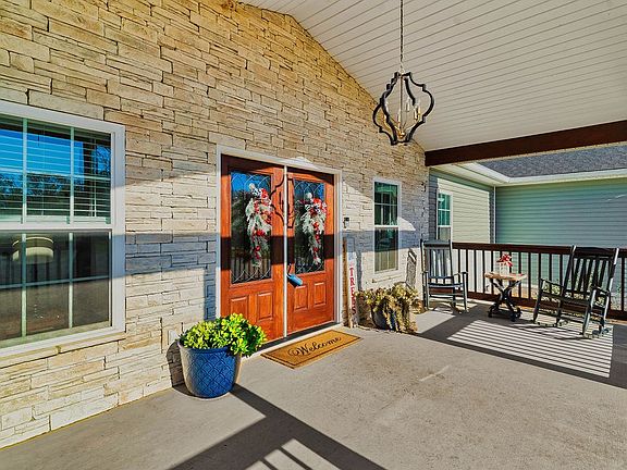 4th image of 106 Angel Hill Ct