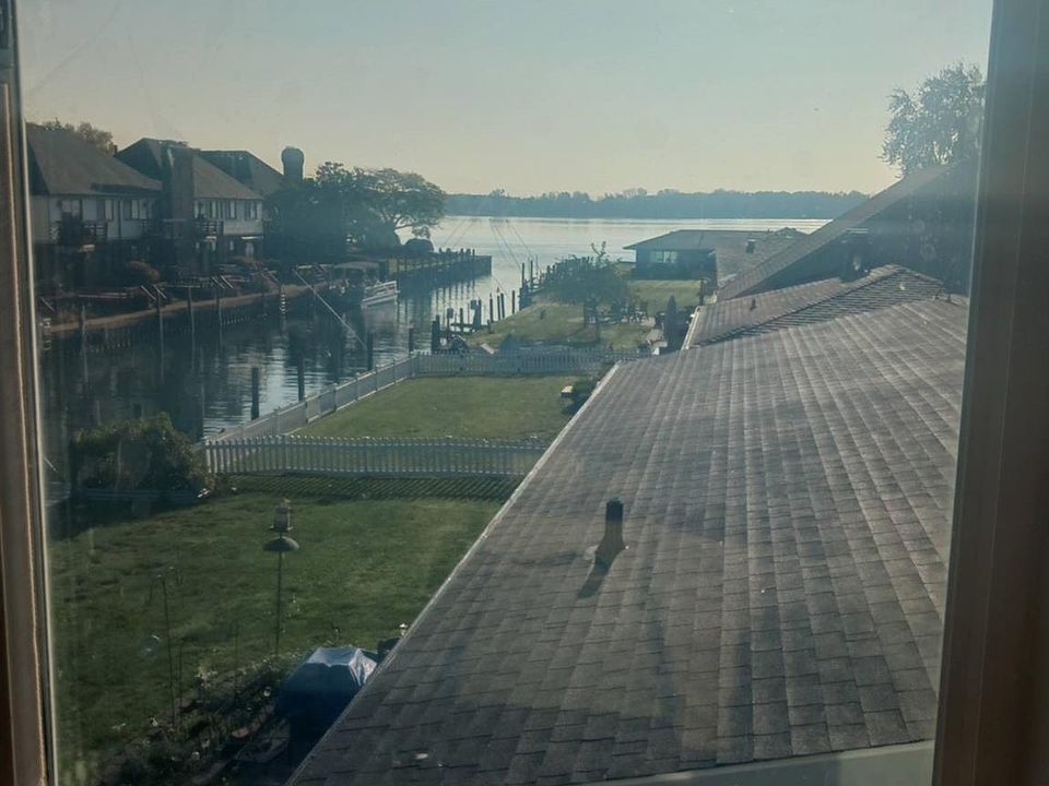 136 Channelsyde Dr, photo 17