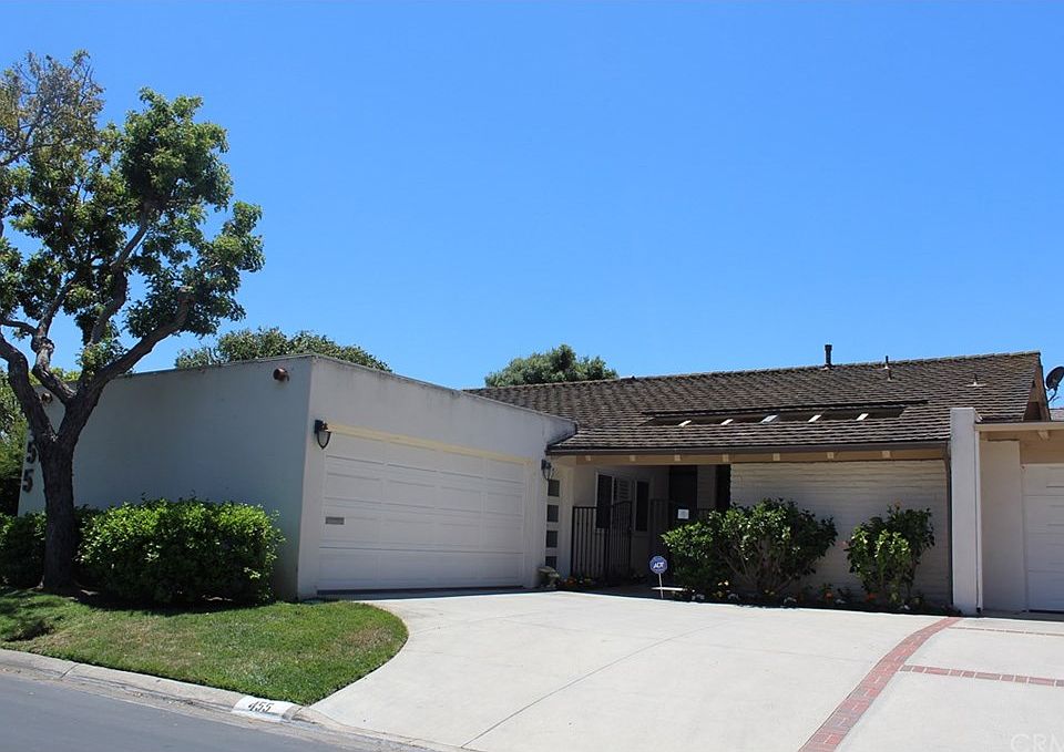 1st image of 455 Vista Grande