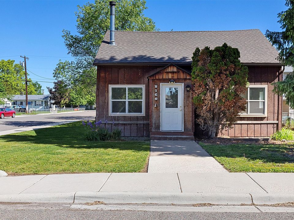1st image of 2160 Fairview Ave #A-c
