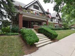 2717 E Park Pl #2717, Milwaukee, WI 53211